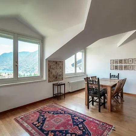 I D'a Charming Penthouse - View- Como- House-130 Mt-2 Double Bedrooms And 2 Double Bathrooms A Spacious Living Room-full Equipped Kitchen-private Garden And Terrace-private Covered Parking * Como